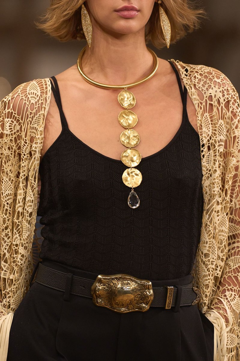 Ralph Lauren Spring 2024: Η αποθέωση του denim και η glam πλευρά της αυθεντικής αμερικανικής μόδας - εικόνα 4