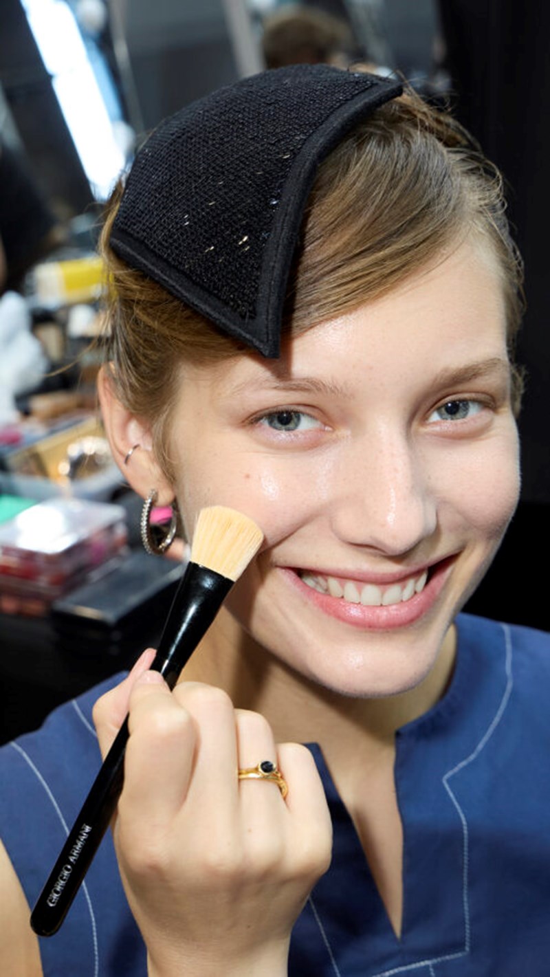 One Night Only Venezia: Όλες οι λεπτομέρειες πίσω από τα beauty looks στο Privé fashion show του οίκου Armani - εικόνα 2