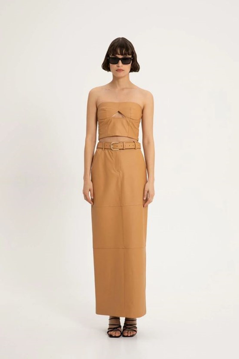 Made in Greece: 10 φούστες από ελληνικά brands που θα φοράς ξανά και ξανά - εικόνα 4