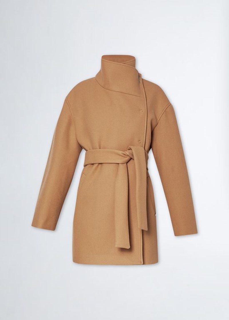 #LIUJOEVERYBODYCOATS: Η νέα καμπάνια της Liu Jo είναι αφιερωμένη στην ενότητα που επιτυγχάνεται μέσα από την εξερεύνηση της ατομικής μοναδικότητας - εικόνα 4