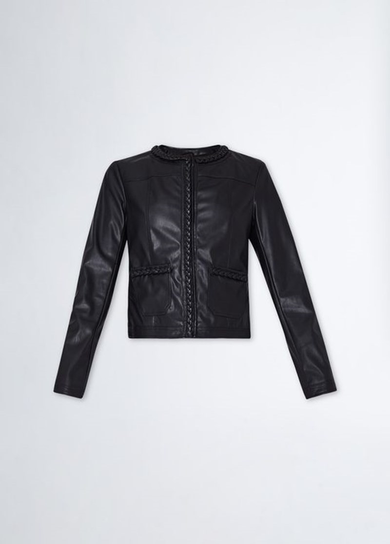 #LIUJOEVERYBODYCOATS: Η νέα καμπάνια της Liu Jo είναι αφιερωμένη στην ενότητα που επιτυγχάνεται μέσα από την εξερεύνηση της ατομικής μοναδικότητας - εικόνα 2