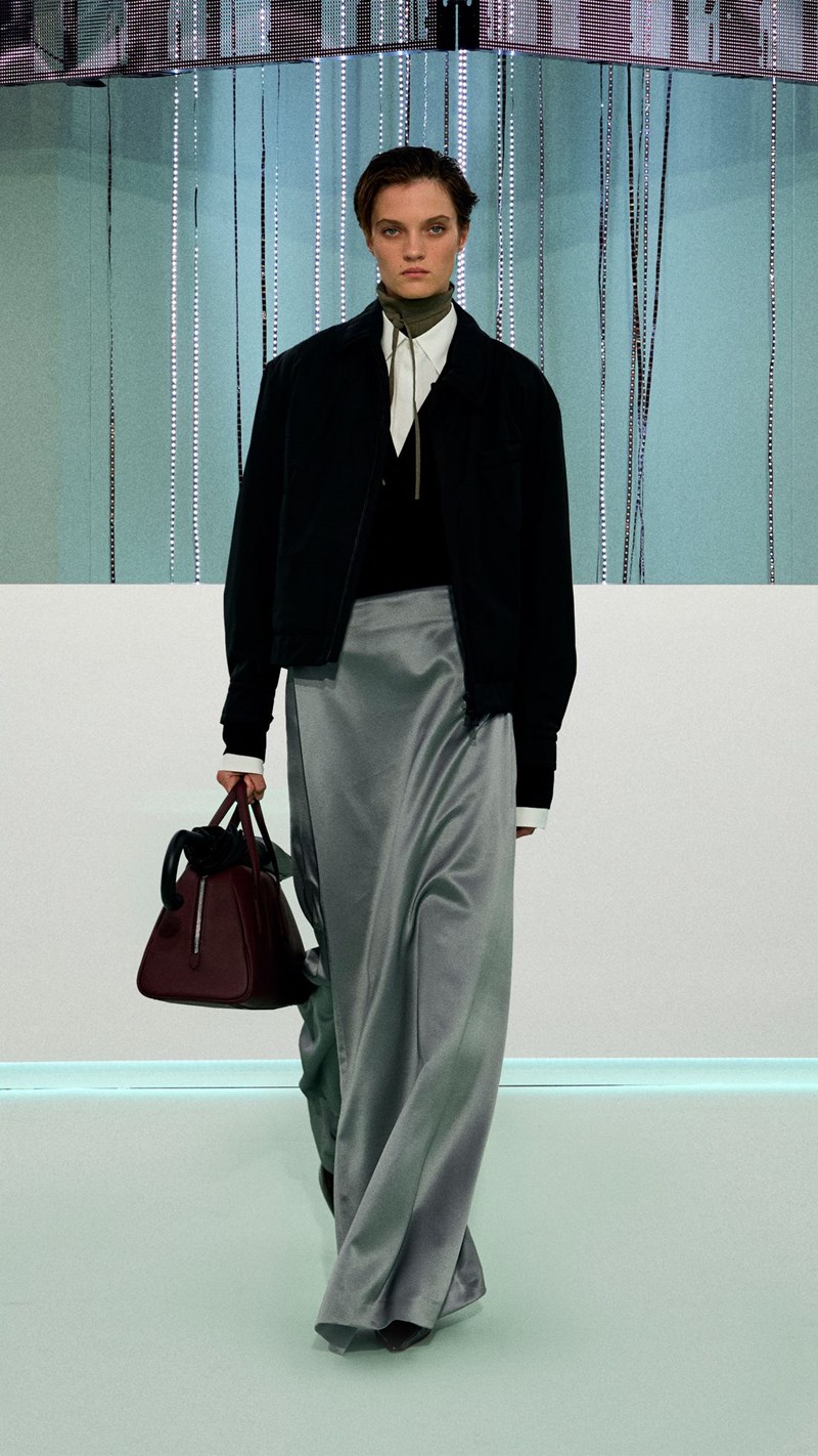 BOSS FW23: Η συλλογή "CorpCore" ανέβασε το officewear σε άλλο level - εικόνα 10