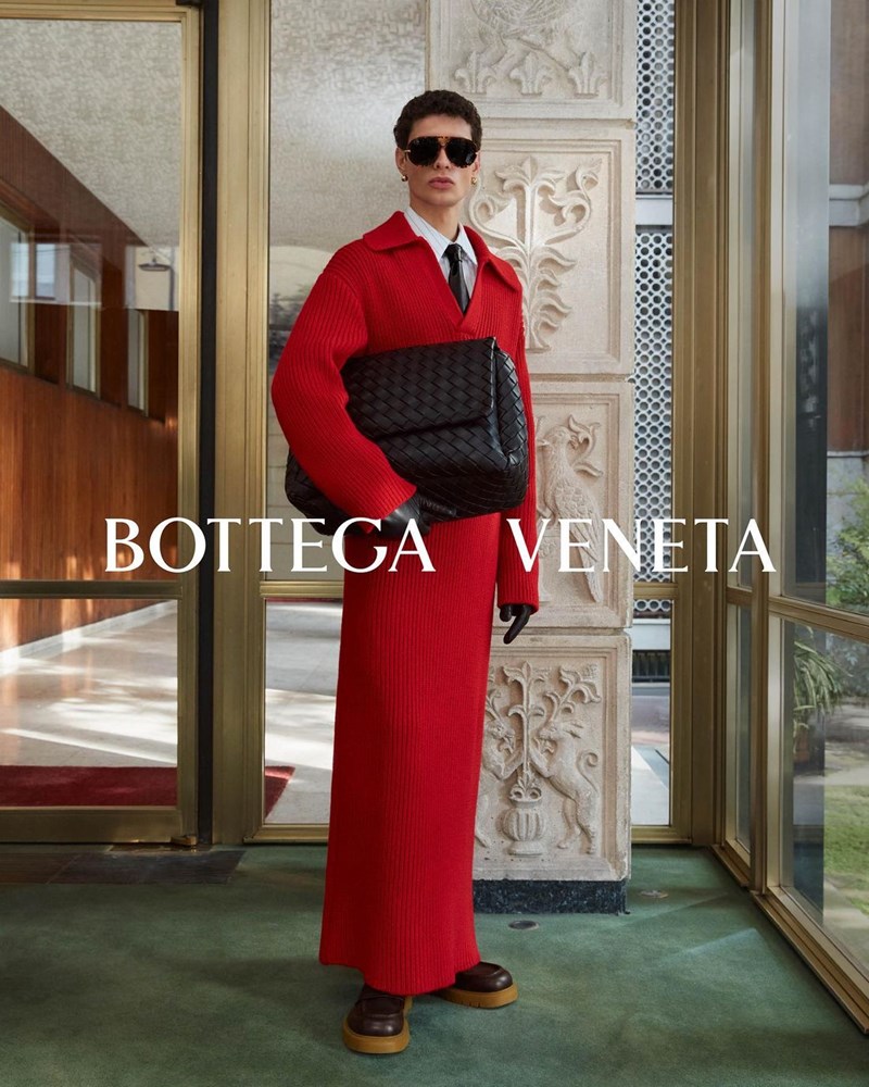 Στη νέα συλλογή της Bottega Veneta ανακαλύψαμε τα πιο εκλεπτυσμένα γυαλιά ηλίου και οράσεως - εικόνα 1