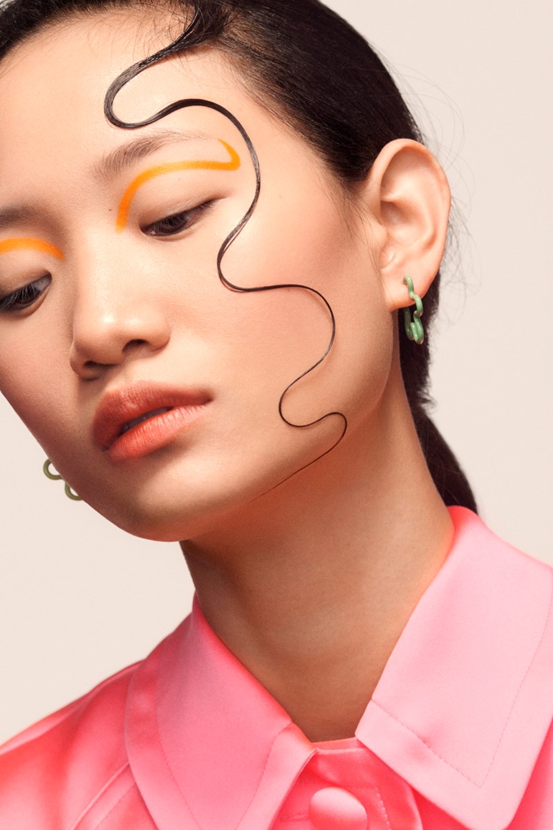 Power Lines: Εφαρμόζουμε το eyeliner στα beauty looks με τον πιο ευφάνταστο τρόπο - εικόνα 3