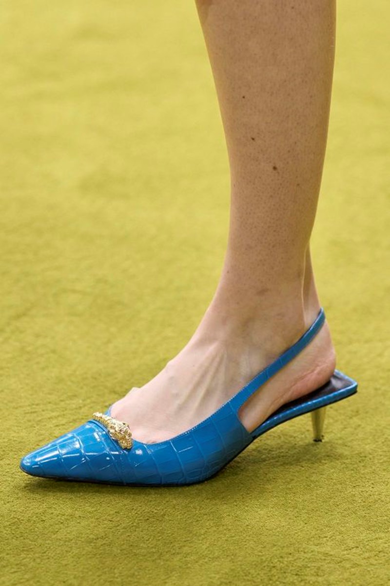 Τα παπούτσια της σεζόν που θα ζήλευε και η Carrie Bradshaw - εικόνα 1