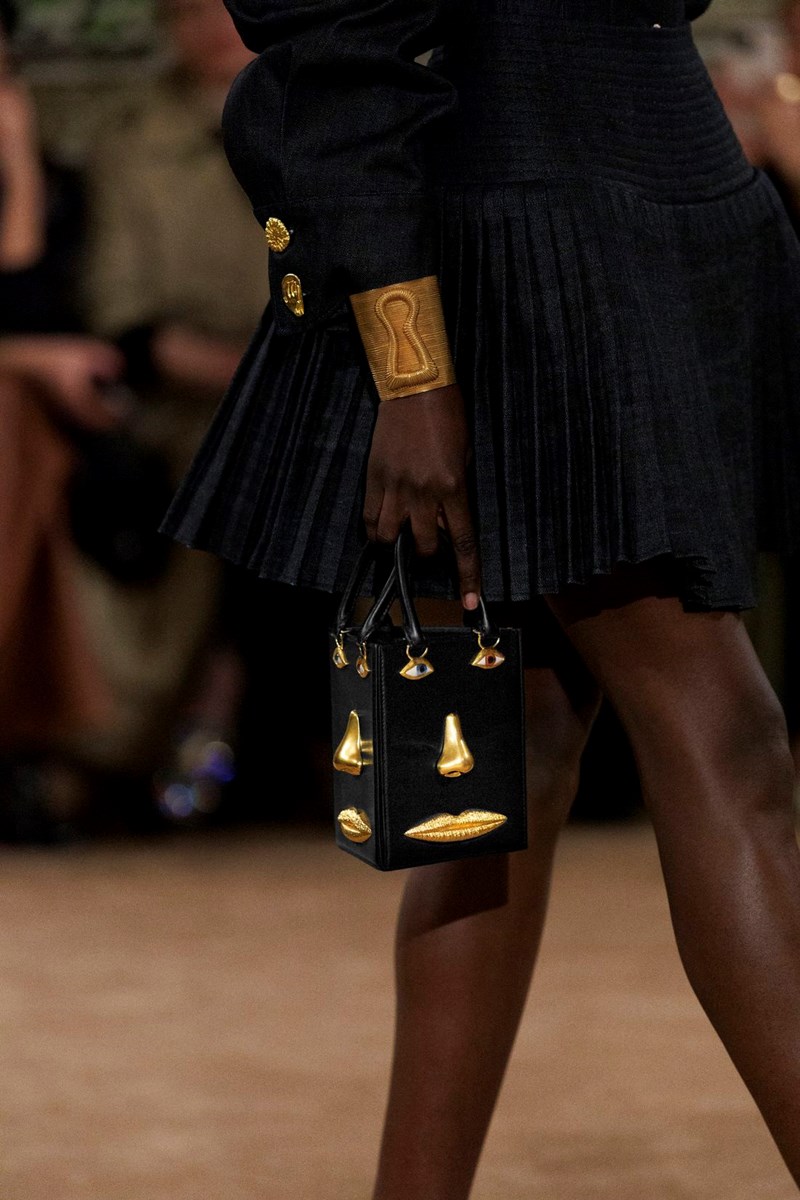 Οι πιο ιδιαίτερες τσάντες που θα έπρεπε να λάβουν απευθείας τη θέση έργων τέχνης - εικόνα 1