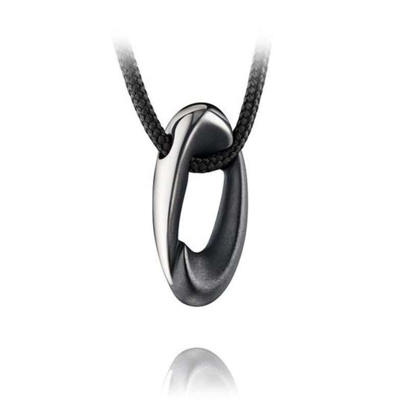 Γούρι 2024: Ανακαλύψαμε το μίνιμαλ κόσμημα που θα φοράς όλη τη νέα χρονιά - εικόνα 4