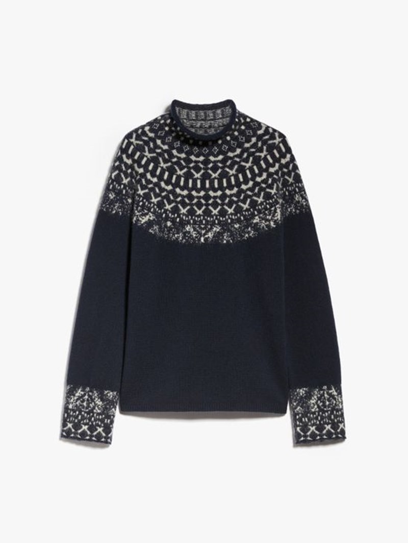 Αυτό είναι το διαχρονικό πουλόβερ που είναι πάντα hot κάθε χειμώνα - εικόνα 2