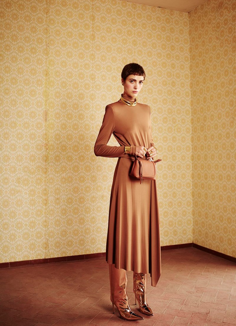 Η νέα εκδοχή του ρομαντισμού: Ρούχα και αξεσουάρ που θα σε ταξιδέψουν - εικόνα 9