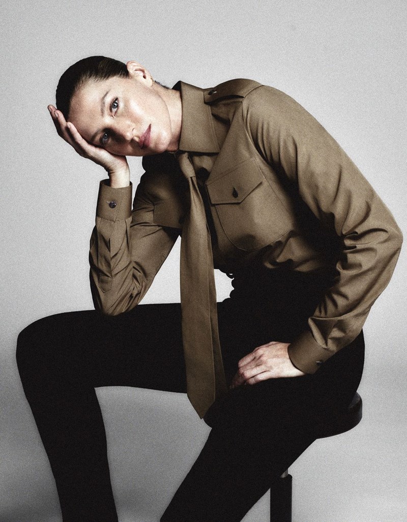 Η Gisele ντύνεται με τα items της σεζόν σε ένα δυναμικό editorial μόδας - εικόνα 7