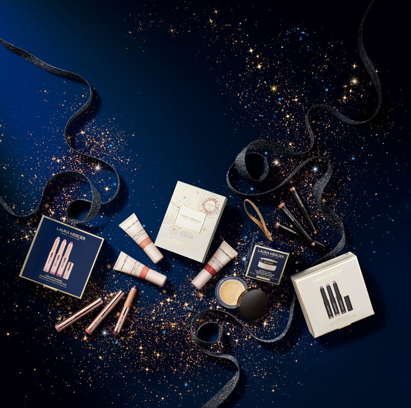 Festive Makeup: Η συλλογή που χρειάζεσαι για τα πιο εντυπωσιακά εορταστικά μακιγιάζ - εικόνα 1