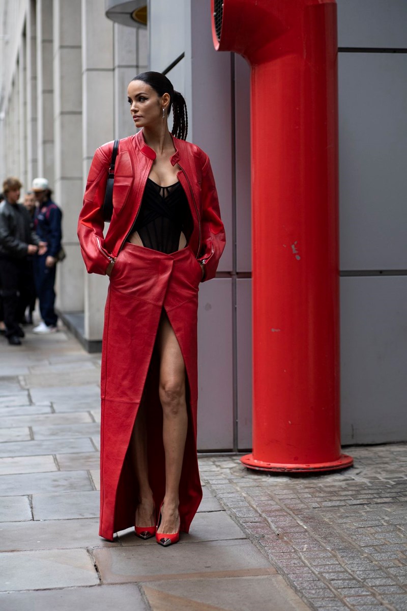 Με ποιες αποχρώσεις θα συνδυάσεις το κόκκινο της σεζόν; - εικόνα 1