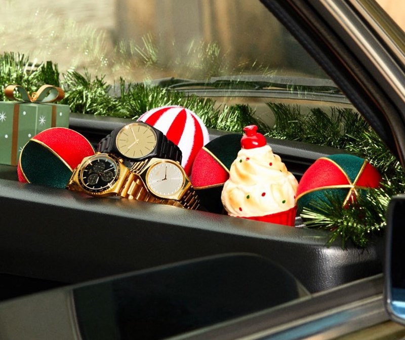 Swatch Holiday Collection: 9 σχέδια που δίνουν λάμψη στην καθημερινότητά μας - εικόνα 4