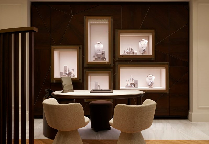 Venetia Vildiridis: Το φημισμένο τριώροφο νεοκλασικό κτήριο του Τσίλλερ ανοίγει ξανά τις πόρτες του για να υποδεχθεί τον πολυτελή οίκο - εικόνα 3