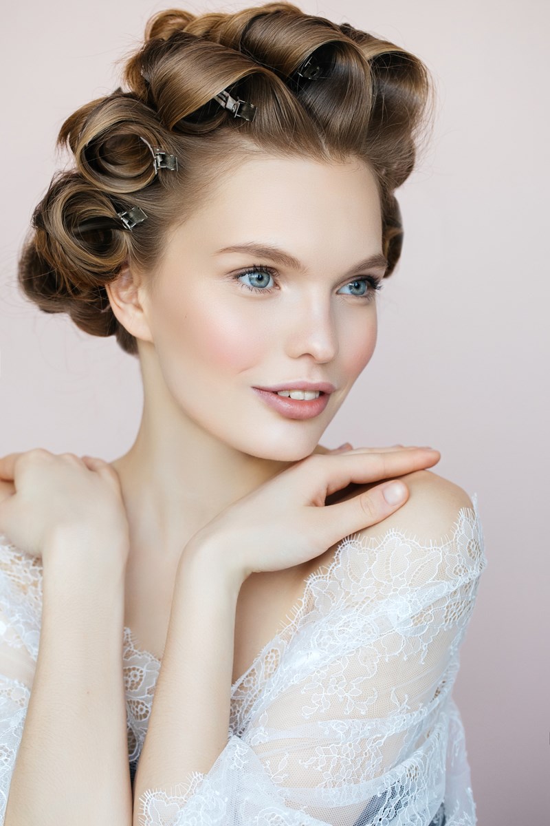 3 tips που θα κάνουν τα μαλλιά σου να δείχνουν φυσικά πιο πλούσια - εικόνα 1