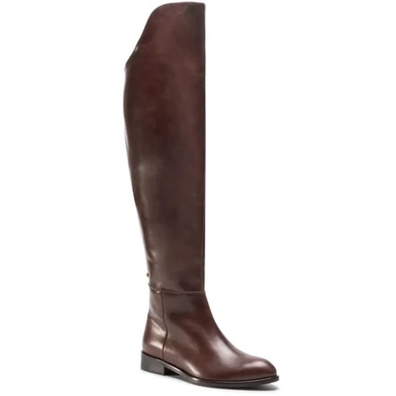 7 οικονομικές over-the-knee μπότες για να "απογειώσεις" το σέξι trend της σεζόν - εικόνα 4