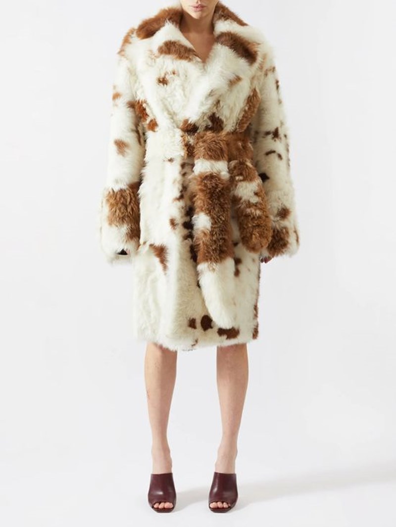 8 faux fur παλτό για ασυναγώνιστες χειμερινές εμφανίσεις - εικόνα 11