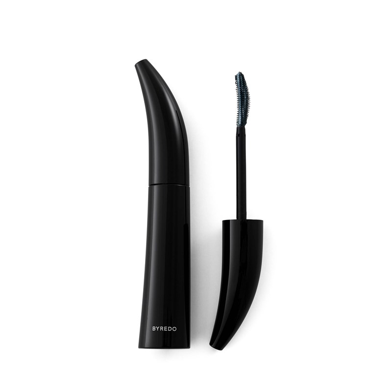 Self Illusion: Η συλλογή μακιγιάζ που αξίζει να επενδύσεις φέτος τις γιορτές - εικόνα 3