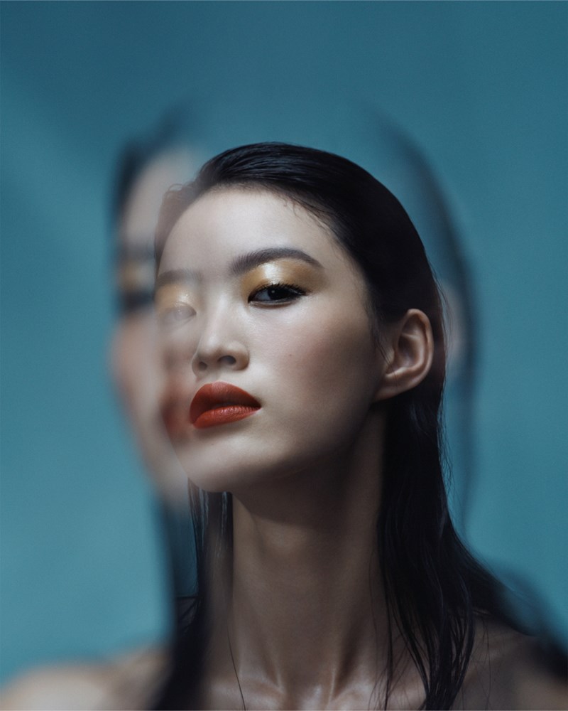 Self Illusion: Η συλλογή μακιγιάζ που αξίζει να επενδύσεις φέτος τις γιορτές - εικόνα 1