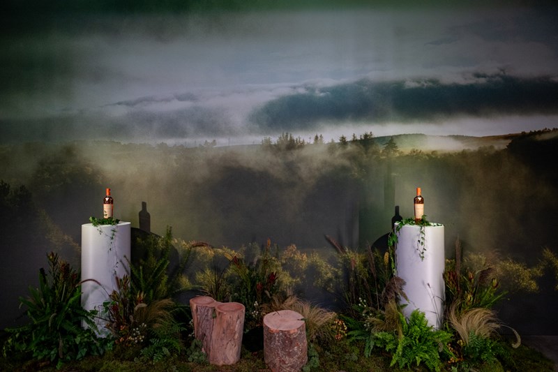 The Harmοny Collection: Δοκιμάσαμε το νέο The Macallan single malt από τη συνεργασία με τις Stella & Mary McCartney και ταξιδέψαμε με μια γουλιά στα Χάιλαντς της Σκωτίας - εικόνα 2