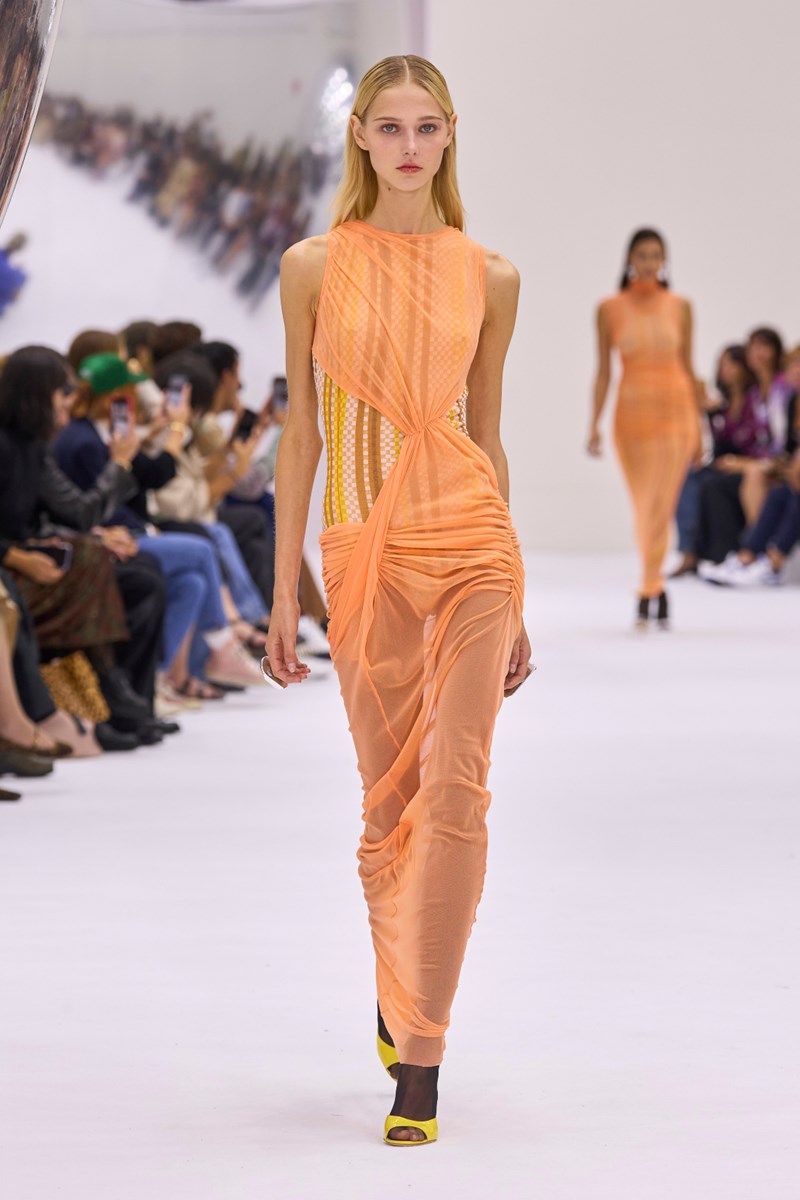 Αυτό είναι το χρώμα της χρονιάς για το 2024 σύμφωνα με την Pantone - εικόνα 2