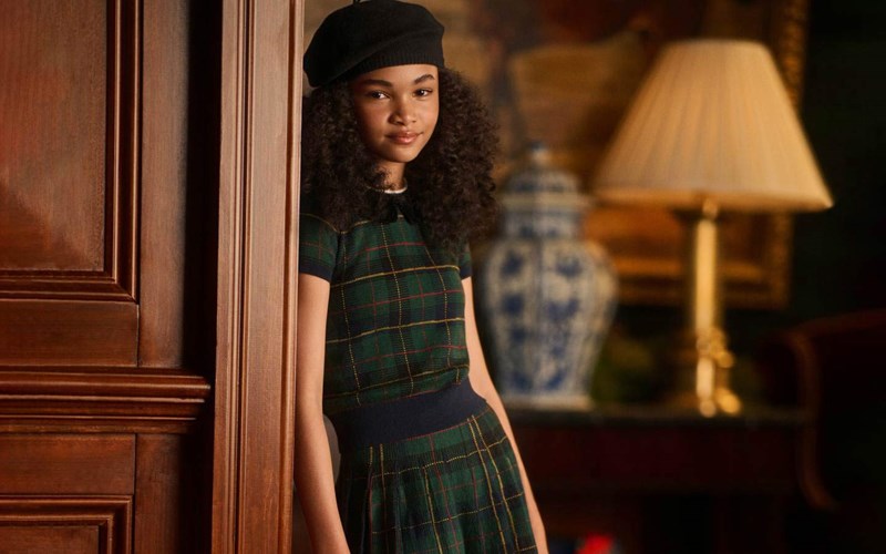 Τα εορταστικά outfits της Lapin House εμπνέονται από τα fashion trends της σεζόν - εικόνα 1