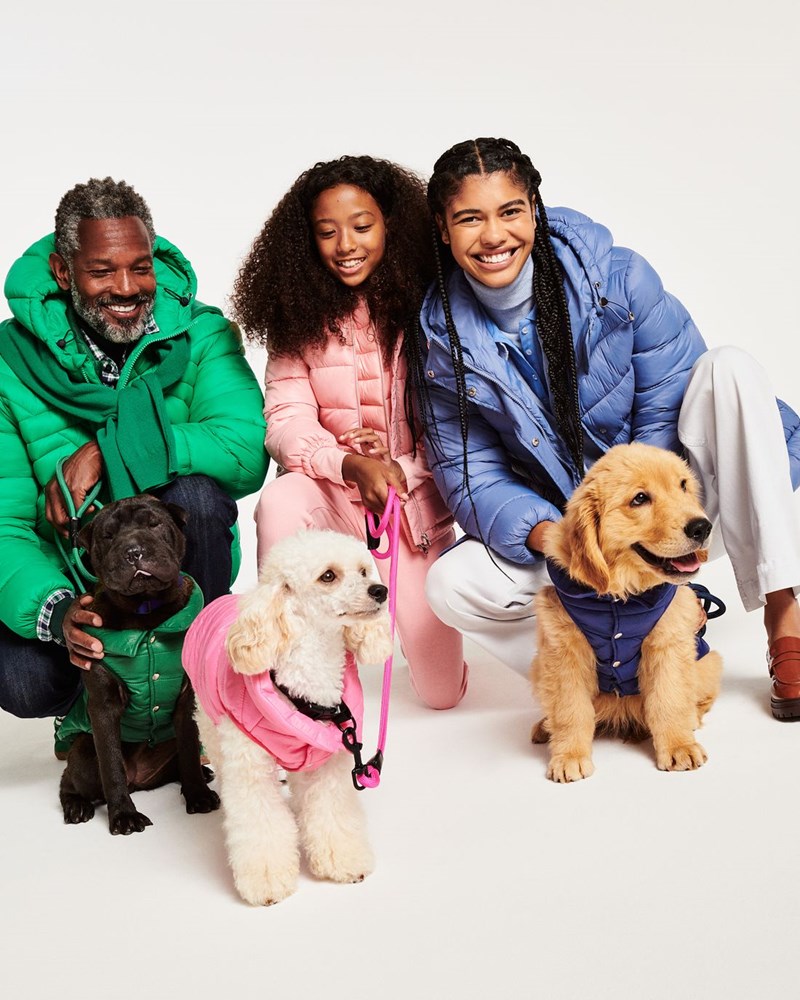 WE ARE FAMILY: Η νέα εορταστική καμπάνια της Benetton είναι αφιερωμένη στους αγαπημένους μας τετράποδους φίλους - εικόνα 3