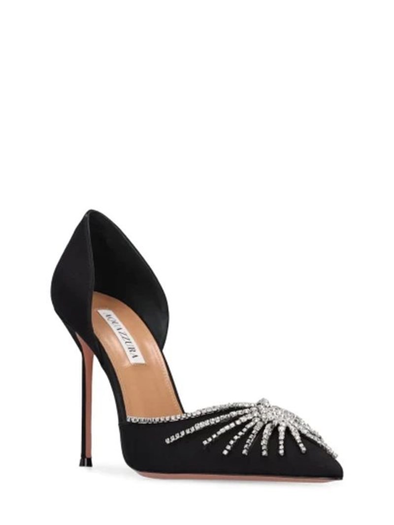 8 διαχρονικές μαύρες γόβες που είναι ιδανικές για τις γιορτές - εικόνα 6