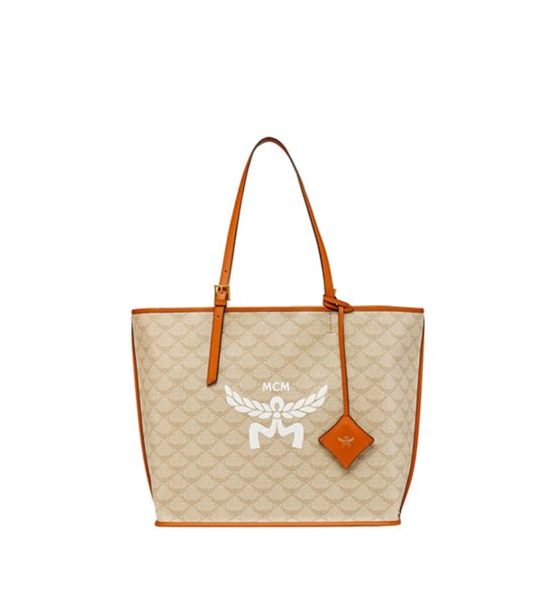 Συνδυάσαμε 6 ζευγάρια loafers με τις πιο hot τσάντες της σεζόν - εικόνα 11