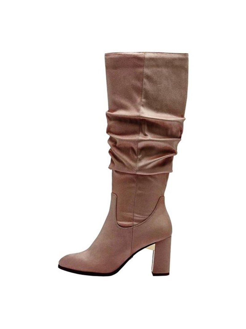 New Year, New You: Τα stylish items που πρέπει να προσθέσεις στη χειμερινή γκαρνταρόμπα σου - εικόνα 5