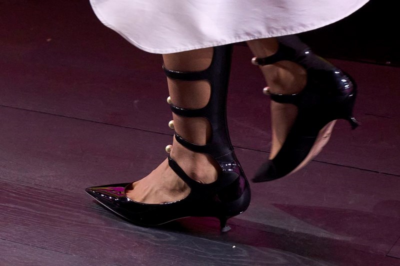 Αυτά είναι τα παπούτσια με τα οποία "θα βγάλουμε" την άνοιξη του 2024 - εικόνα 6