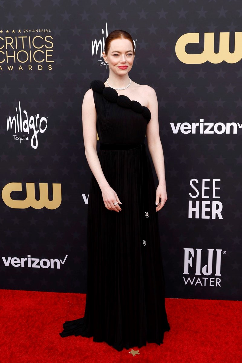 Critics Choice Awards 2024: Οι εμφανίσεις που ξεχωρίσαμε από το εντυπωσιακό κόκκινο χαλί των βραβείων - εικόνα 2
