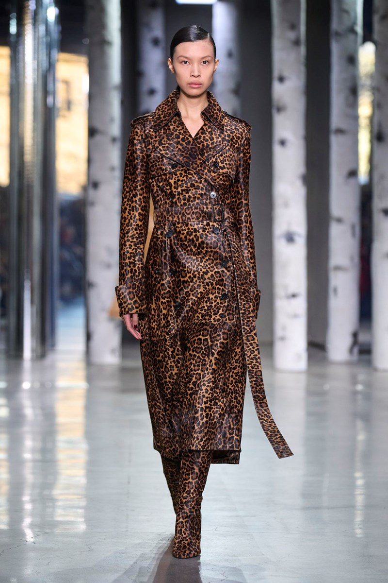 Πώς θα φορέσεις το λεοπάρ σύμφωνα με τις fashion experts - εικόνα 1