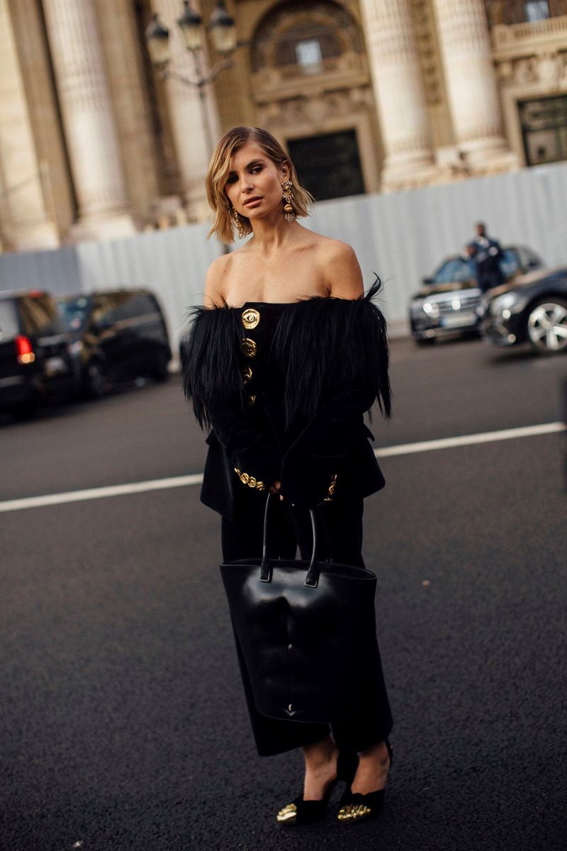 Εβδομάδα Μόδας Υψηλής Ραπτικής: Τα street style σύνολα που τράβηξαν τα βλέμματα στους δρόμους του Παρισιού - εικόνα 3