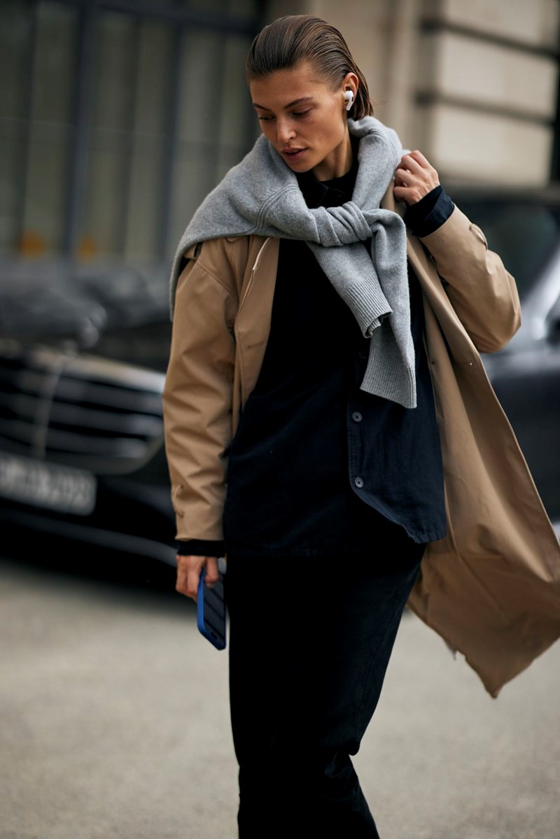 Εβδομάδα Μόδας Υψηλής Ραπτικής: Τα street style σύνολα που τράβηξαν τα βλέμματα στους δρόμους του Παρισιού - εικόνα 11