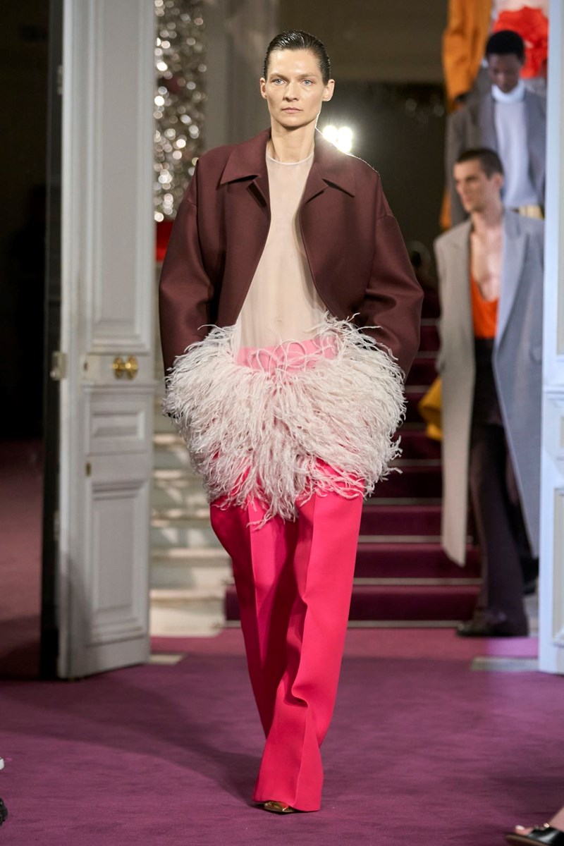 Valentino Haute Couture SS24: Η σύγχρονη εκδοχή της αβίαστης υψηλής ραπτικής - εικόνα 7