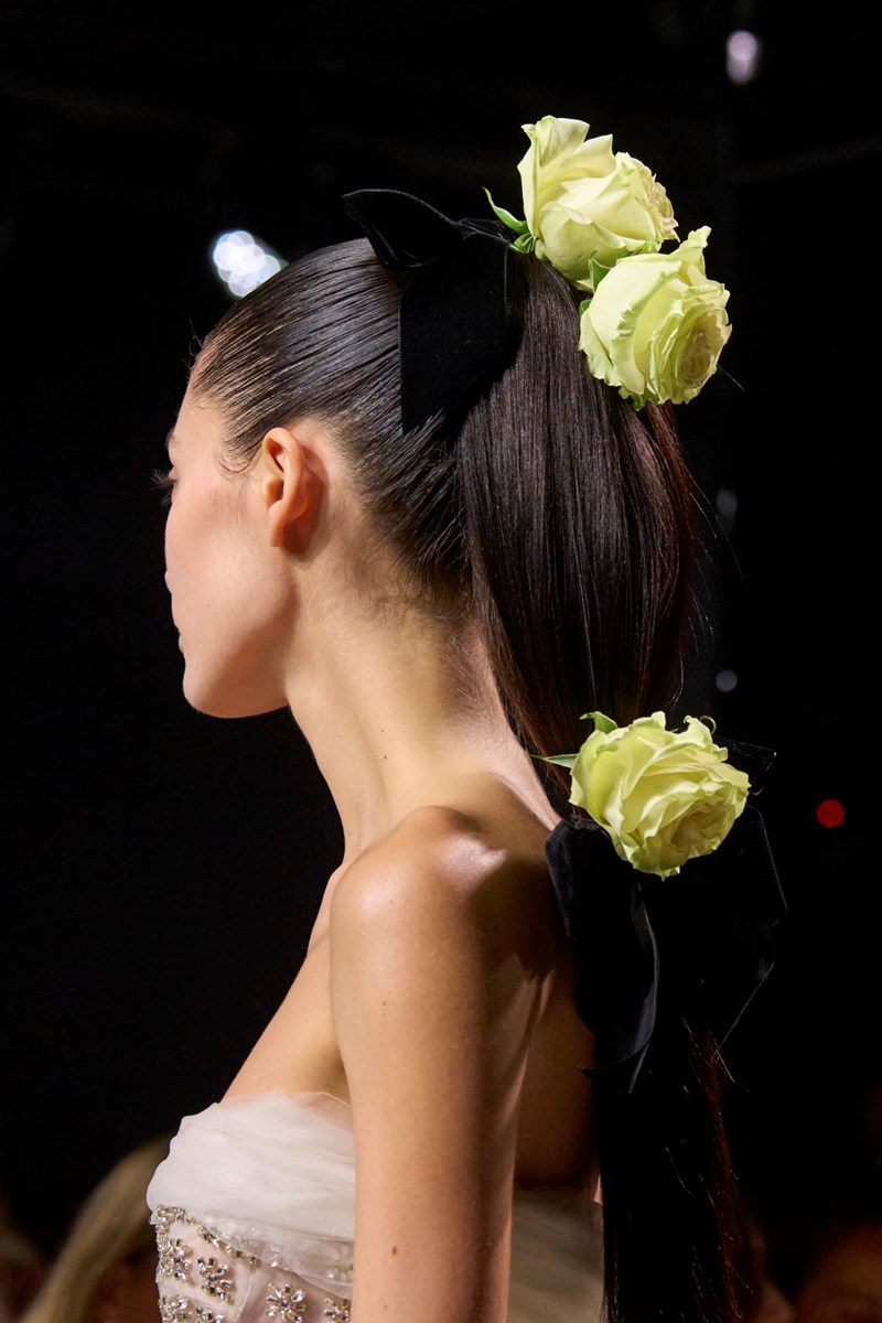 Couture Fashion Week: 5 beauty trends που ξεχωρίσαμε από τα catwalks στο Παρίσι - εικόνα 2