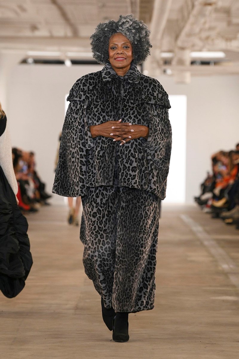 NYFW FW24: Αυτα είναι τα trends που ξεχωρίσαμε στην Εβδομάδα Μόδας της Νέας Υόρκης για το φθινόπωρο του 2024 - εικόνα 12