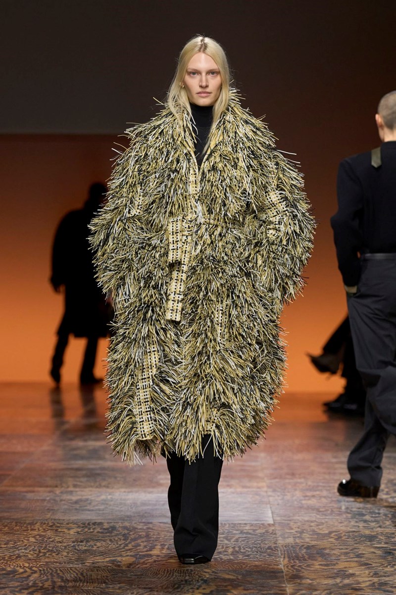 Οι τάσεις που ξεχωρίσαμε στην Εβδομάδα Μόδας του Μιλάνου για το ερχόμενο φθινόπωρο - εικόνα 1