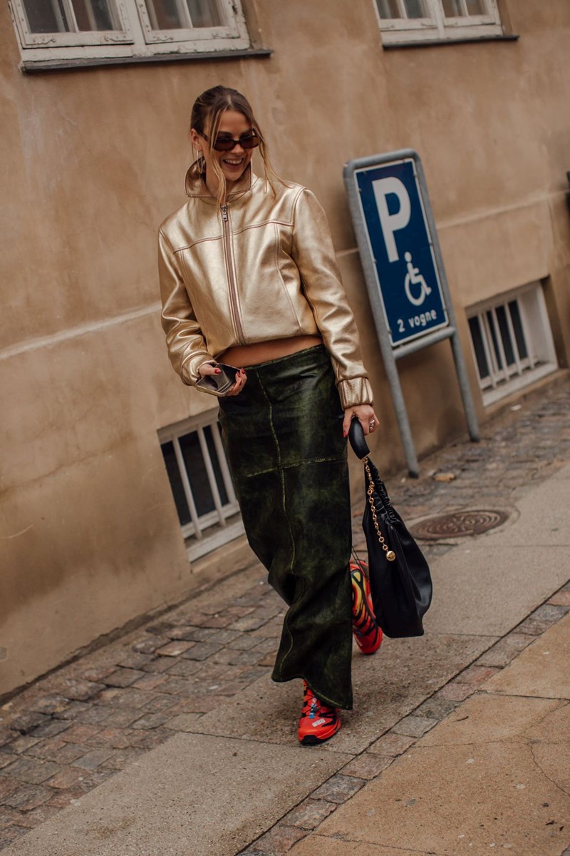 11 συνδυασμοί με φούστα: Πώς να τη φορέσεις σύμφωνα με τις fashionistas στην Κοπεγχάγη - εικόνα 8