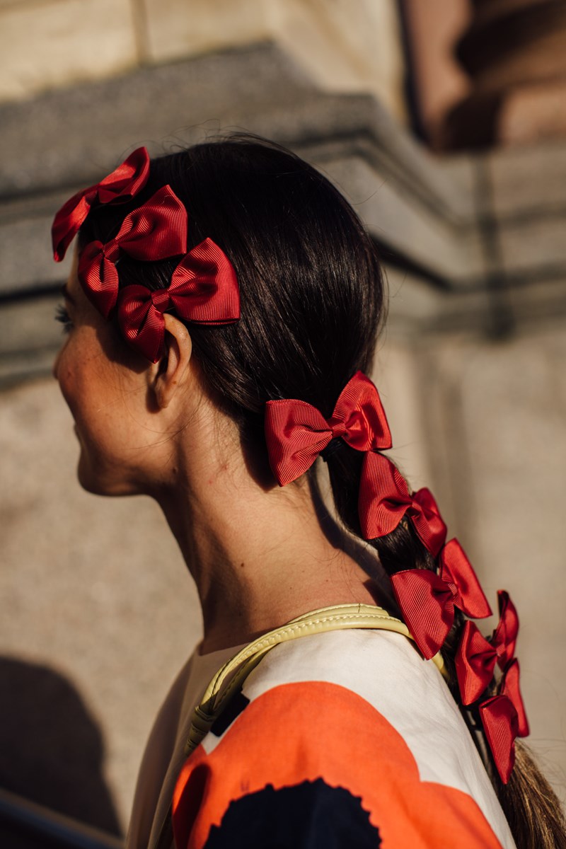 8 κομψά και stylish χτενίσματα για να μπεις σε Valentine's mood - εικόνα 6