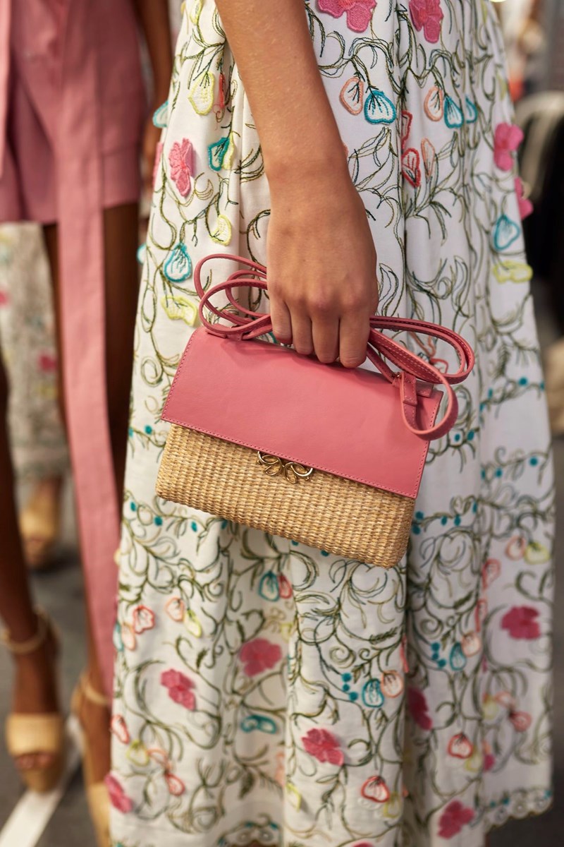 Οι τσάντες για τη σεζόν Άνοιξη / Καλοκαίρι 2024 εμπνέονται από το φυσικό τοπίο - εικόνα 2