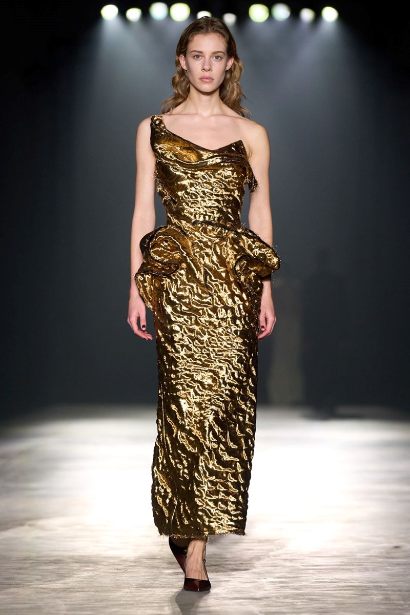 NYFW FW24: Αυτα είναι τα trends που ξεχωρίσαμε στην Εβδομάδα Μόδας της Νέας Υόρκης για το φθινόπωρο του 2024 - εικόνα 13