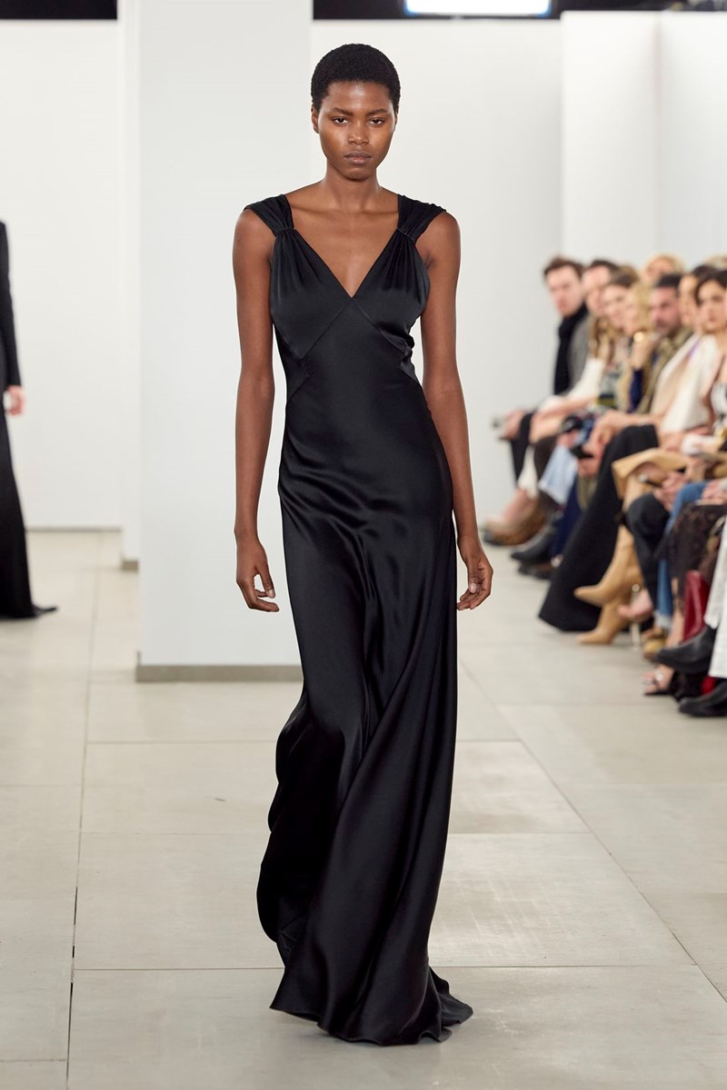 Michael Kors FW24: Η νοσταλγική συλλογή στο σόου που ήταν μία "ρομαντική επιστολή" στη Νέα Υόρκη - εικόνα 25