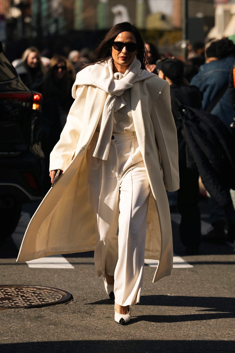 NYFW FW24: Η τάση που εντοπίσαμε στα street style looks στην Εβδομάδα Μόδας της Νέας Υόρκης - εικόνα 10