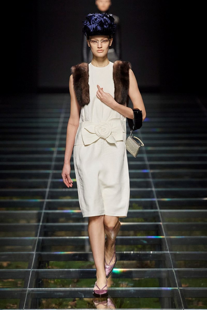 Prada FW24: Μαθήματα ιστορίας (και μόδας) από τη Miuccia Prada και τον Raf Simons - εικόνα 16