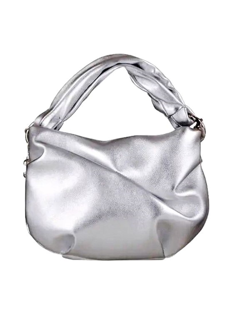 Βραδινή έξοδος: Αυτές είναι οι metallic γόβες και οι τσάντες που πρέπει να εντάξεις στη γκαρνταρόμπα σου - εικόνα 11