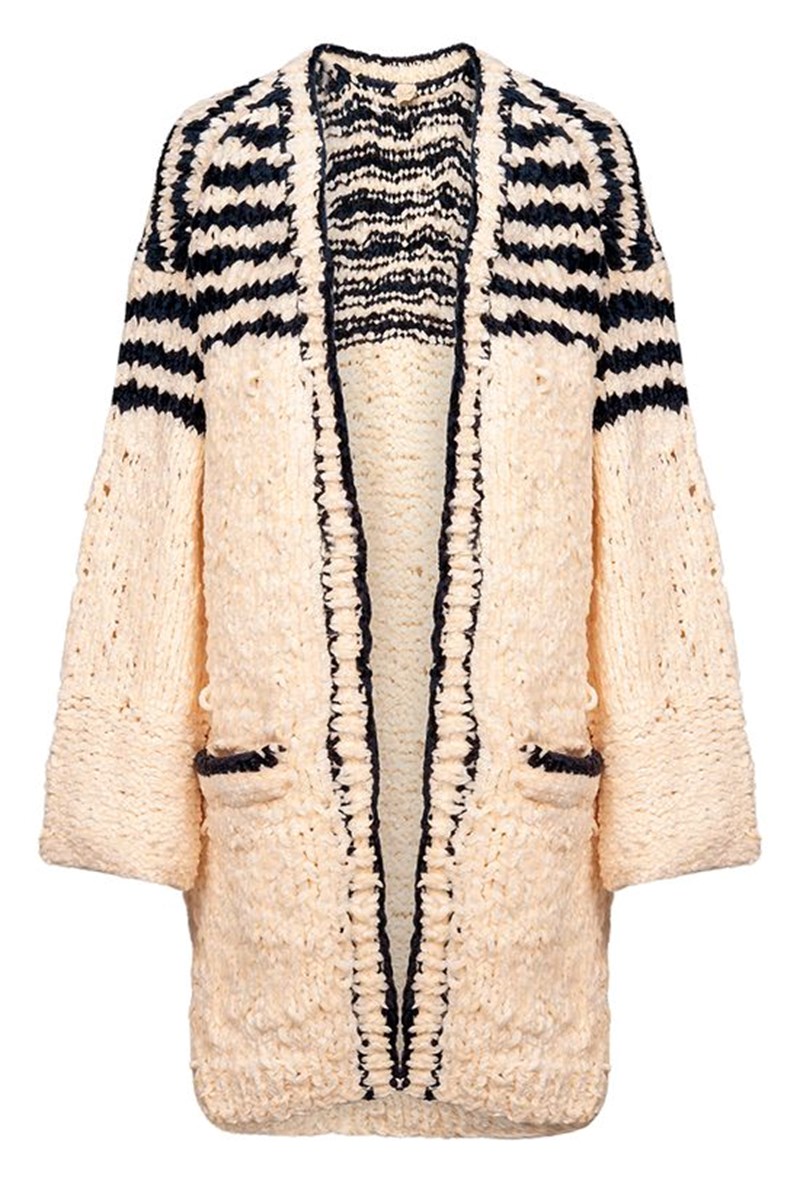 Après ski looks: Όλη η έμπνευση που χρειάζεσαι για την εκδρομή στα χιόνια - εικόνα 2