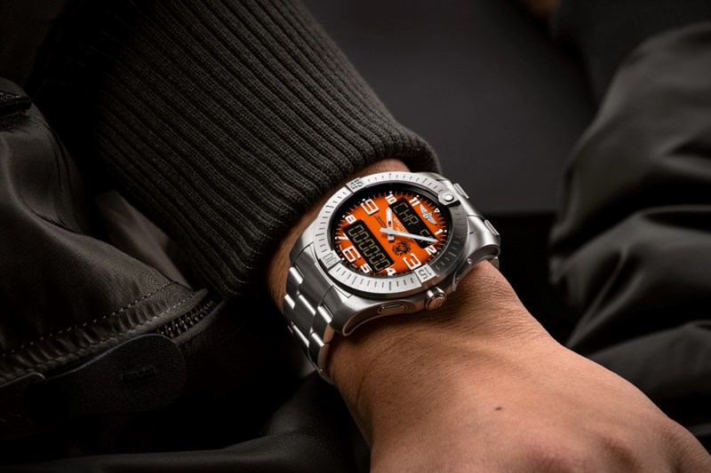 140 Χρόνια Πρωτιές: Το Breitling Aerospace B70 Orbiter - εικόνα 2