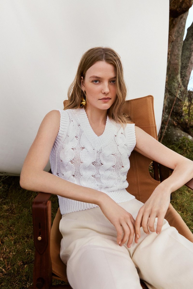 Η Falconeri παρουσιάζει τα πιο ελαφριά κασμιρένια κομμάτια που θα φοράς συνέχεια την άνοιξη και το καλοκαίρι - εικόνα 3